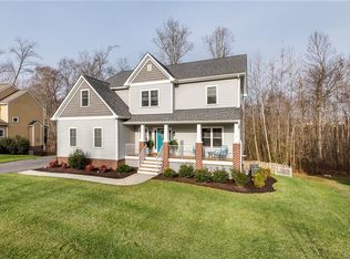 12318 Point Landing Ct, Midlothian, VA 23112