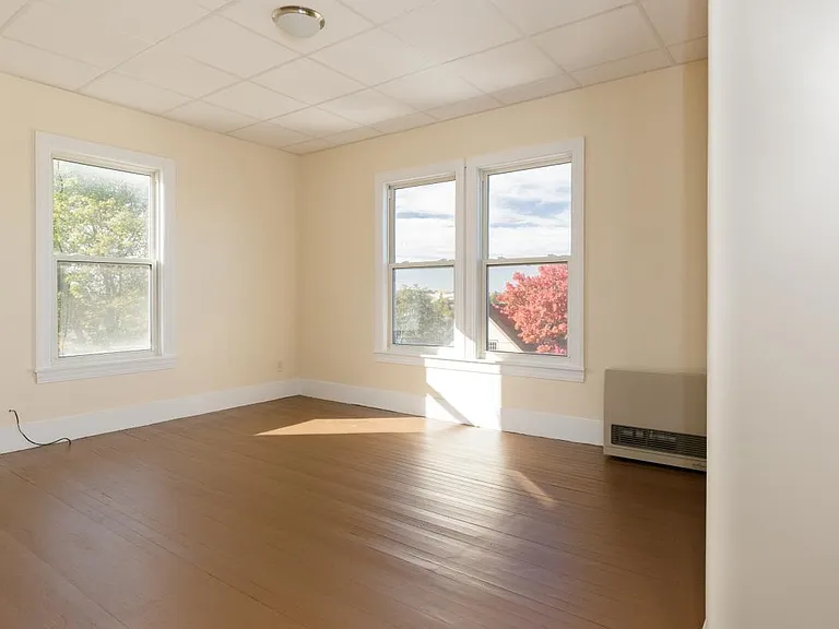 851 Congress St #4 — Photo 6