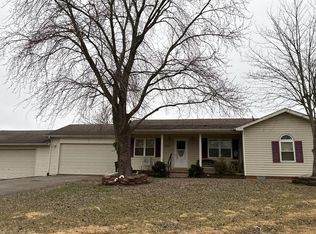 220 Powell Valley Rd, Berea, KY 40403