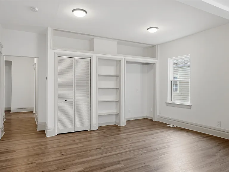 40 W Neff Ave — Photo 2