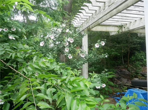 234 Simon Aly, Duquesne, PA 15110