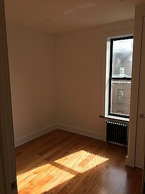 4th image of 421 Audubon Ave #51