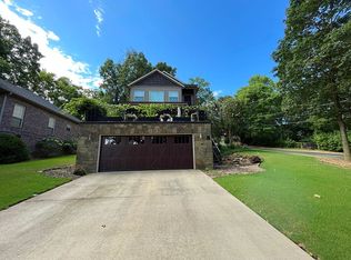 157 W Louise St, Fayetteville, AR 72701