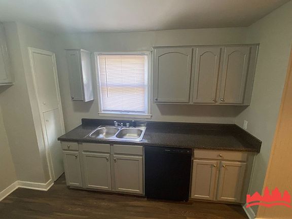 5th image of 2723 Supreme Ave