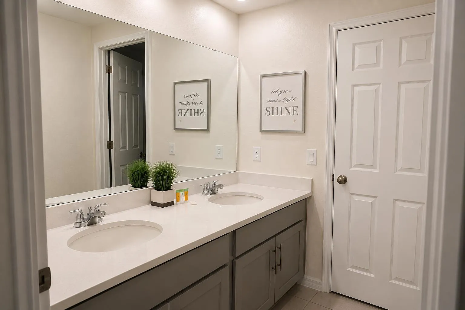 4 bed, 6.0 bath, 4387 sqft, $910 — Photo 4