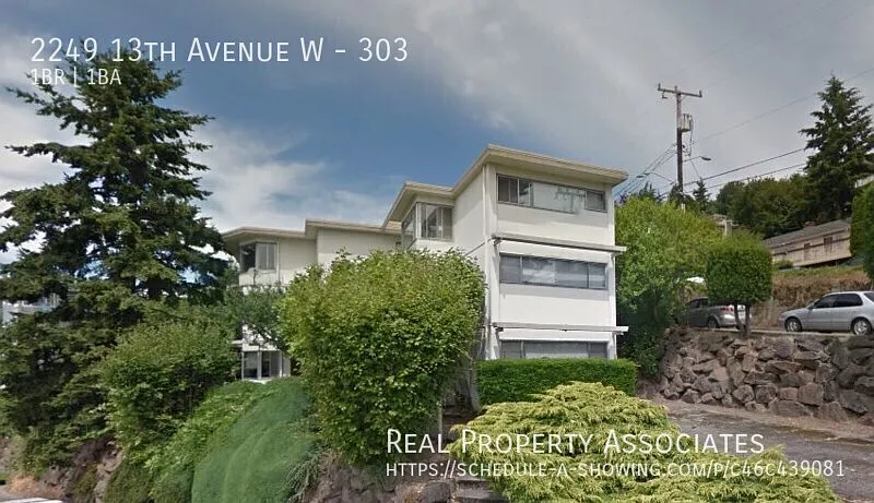 1 Bedroom open concept Apartment in West Queen Anne/Interbay — Photo 1