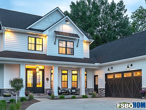 2nd image of 2941 Diamond Mil Cir