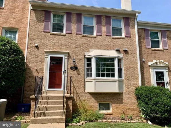 7808 Hyson Park Ct, Falls Church, VA 22043