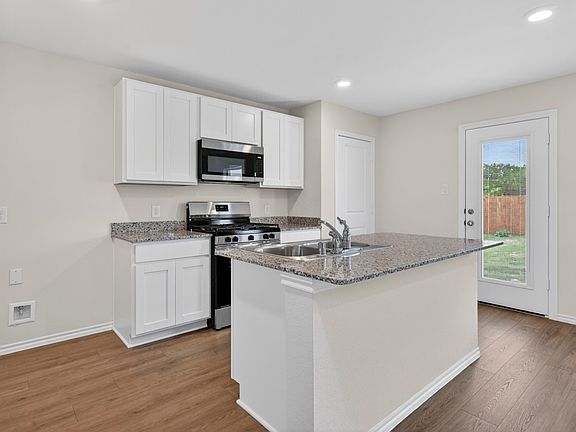 2nd image of 3531 Spring Time St