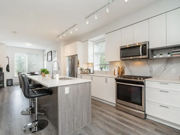 9718 161a St #22, Surrey, BC V4N 6S7