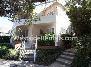 860 Moraga Dr #2, Los Angeles, CA 90049