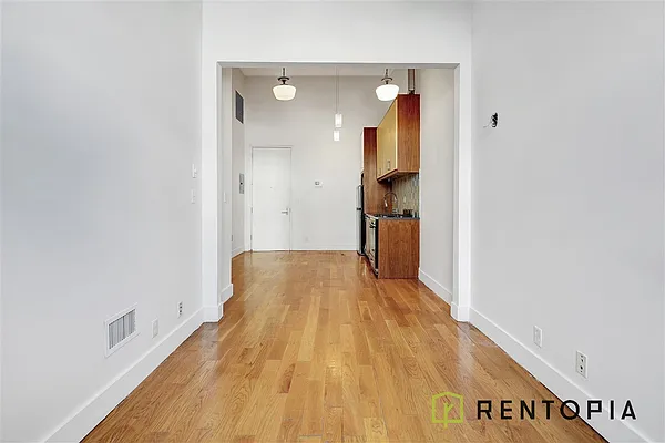 Rented by Rentopia | media 11