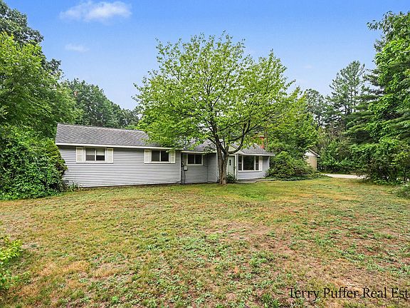 4th image of 2325 Judson Rd