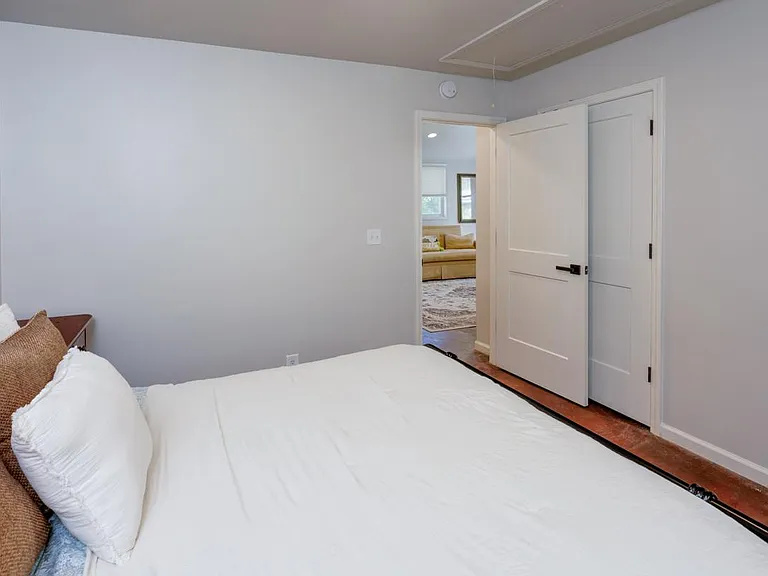 750 Alloway St #A — Photo 15