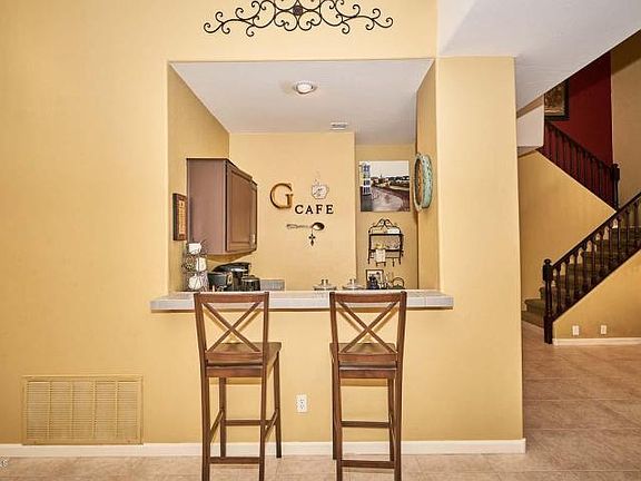 4th image of 6313 W Dublin Ln