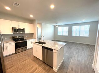 295 E Wilco Hwy #8123, Hutto, TX 78634