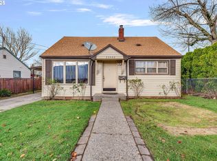 22043 SE Oak St, Gresham, OR 97030