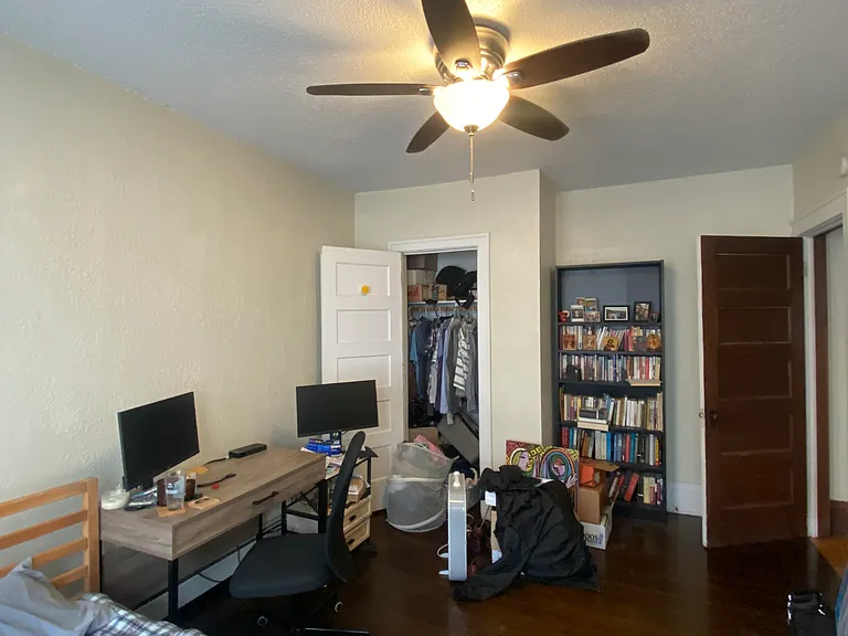 169 Victoria St N #1 — Photo 14