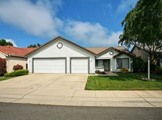 203 Sterling Grove Dr, Galt, CA