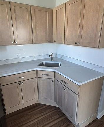 3rd image of 282 New York Ave APT 6