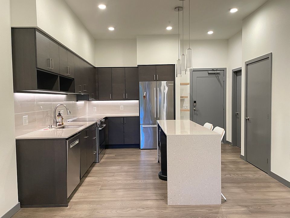 1st image of 11903 NE 128th St #108