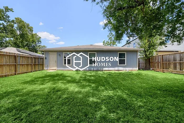 5910 Mayle St — Photo 12