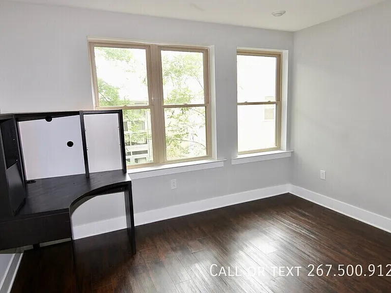 522 N Preston St #1 — Photo 2