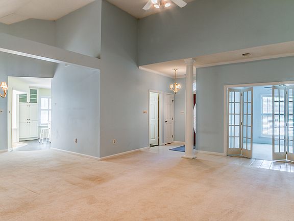 LIVING ROOM SHOWING ENTRY