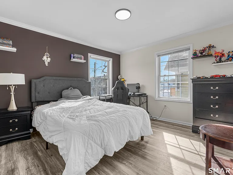 21 Hinman St #2 — Photo 9