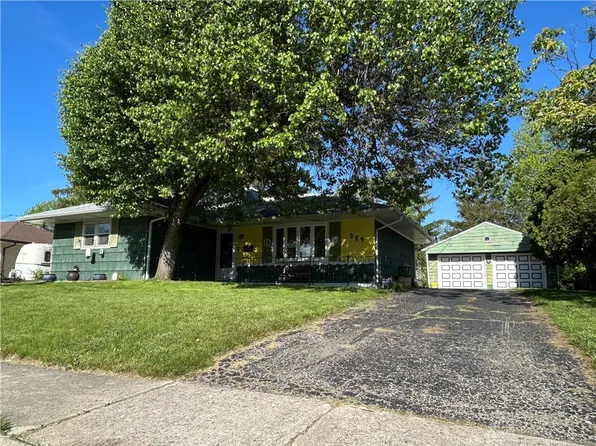 389 N Garber Dr, Tipp City, OH 45371