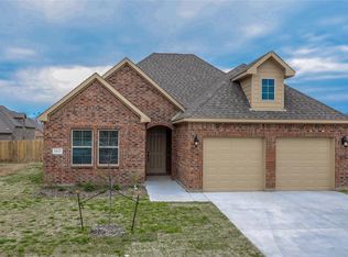 165 Melbourne Dr, Willow Park, TX 76087