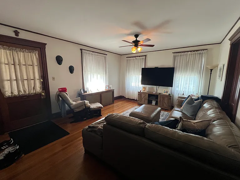 34 Bates Rd #A — Photo 2