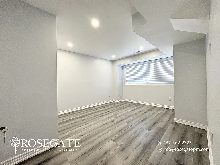 203 Midland Pl #2 — Photo 8