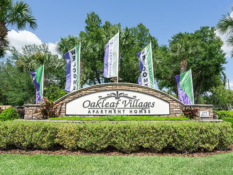 Oakleaf Village Apartments — Photo 1