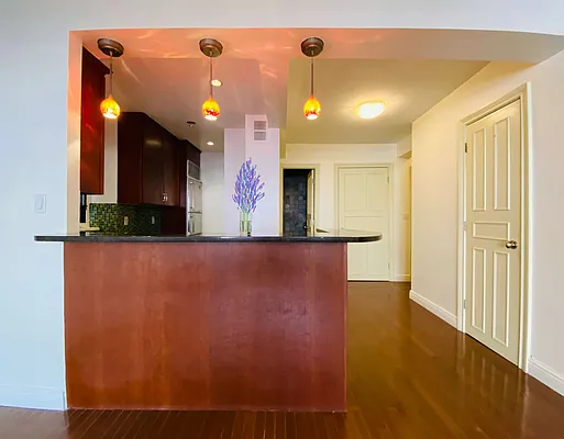 Rented by Laffey Real Estate | media 2