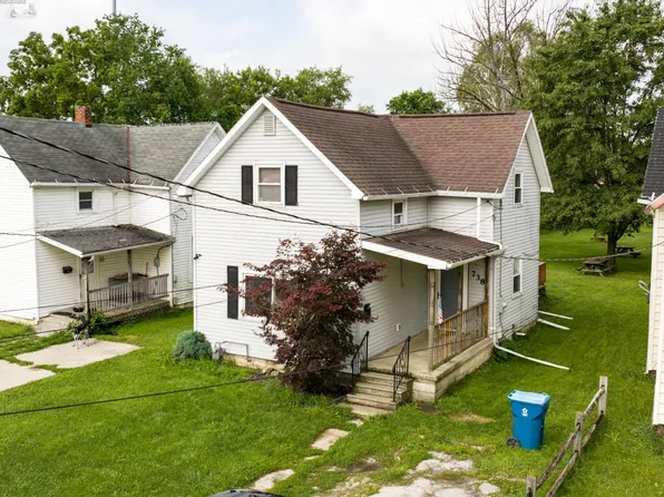 738 S Front St, Fremont, OH 43420
