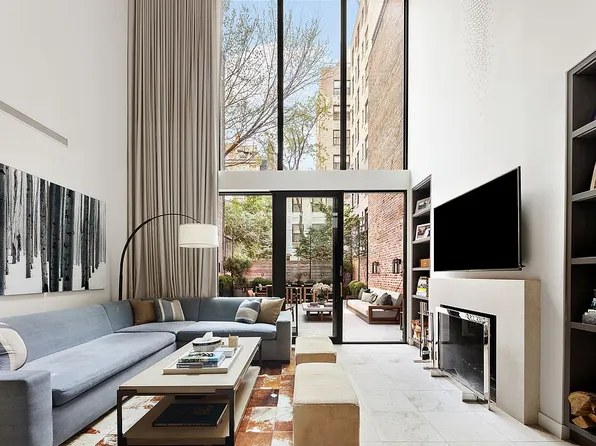171 E 73rd St, New York, NY 10021