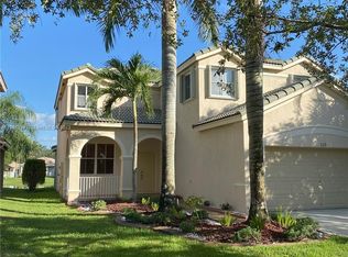 525 Live Oak Ln, Fort Lauderdale, FL 33327