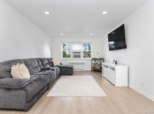 450 Pelham Rd APT 1C, New Rochelle, NY 10805