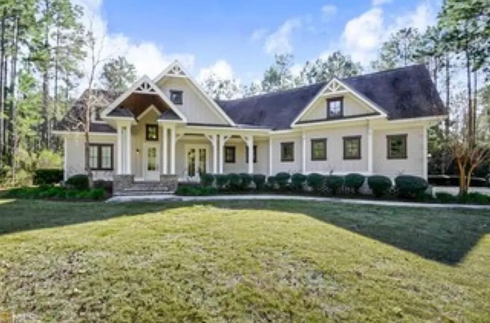 107 Burgee Pl