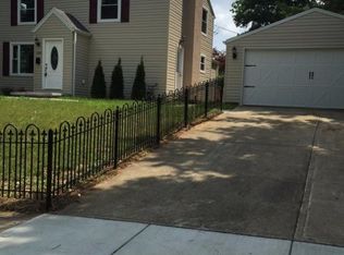 695 N West St, Xenia, OH 45385