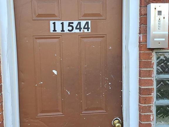 3rd image of 11544 La Salle Blvd APT 4