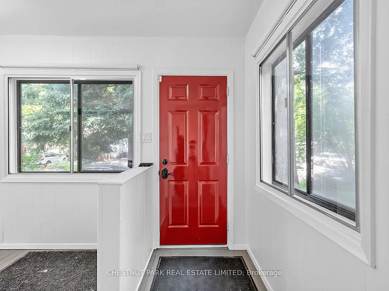 25 Kenworthy Ave — Photo 3