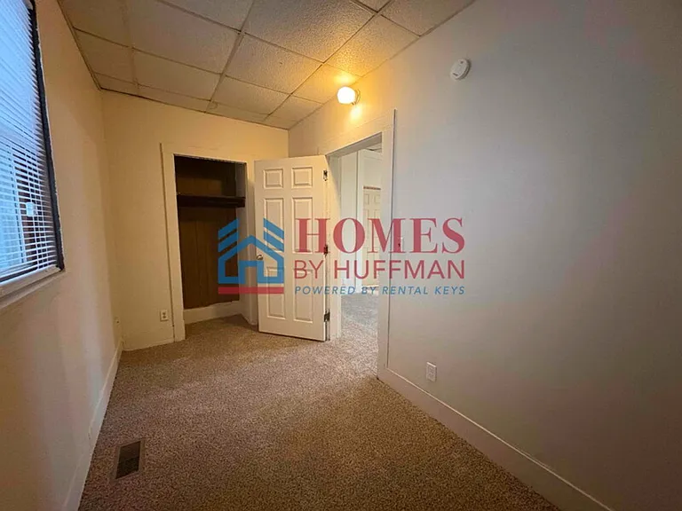 1310 W Delaware St — Photo 11