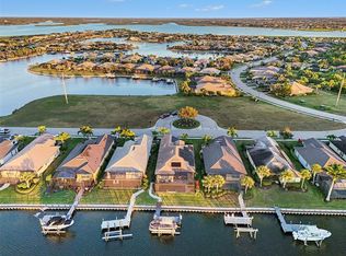 1018 Overlook Ct, Bradenton, FL 34208