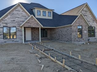 416 Red Eagle Trl, Weatherford, TX 76087