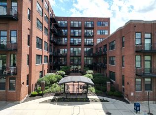 2323 W Pershing Rd APT 104, Chicago, IL 60609