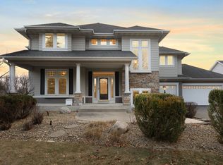 3921 Donegal Way, Eagan, MN 55122