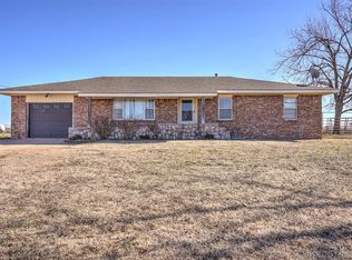 8105 N Rose Rd, Glencoe, OK 74032
