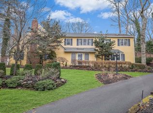7 Wilderness Path, Stony Brook, NY 11790